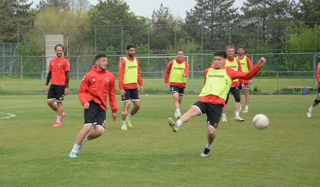 Es Es’te herkesin morali yerinde