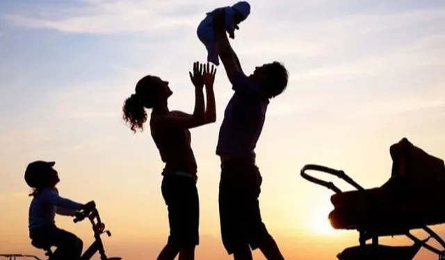 Türkiye’de aile yapısı değişiyor: Haneler küçülüyor