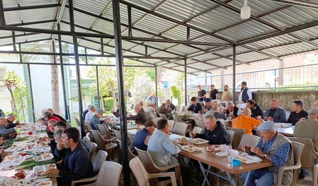 Emet’in Doğanlar köyünde hayır yemeği ve yağmur duası