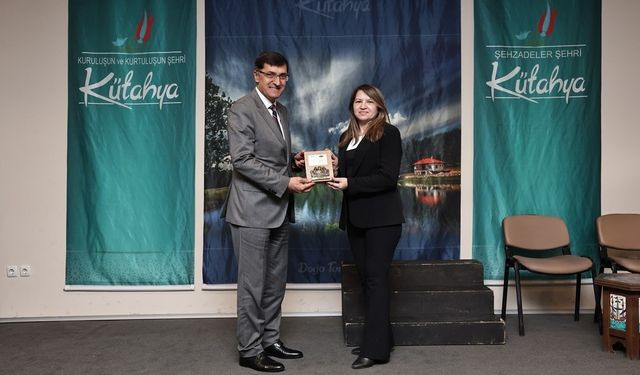 Kütahya’da "Sanatçı Gözüyle Aizonai" temalı resim sergisi
