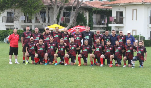 8. Masterler Futbol Turnuvası'nda futbol keyfi yüksek