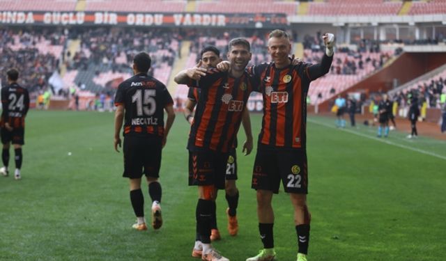 Es Es’in savunması dikkat çekti