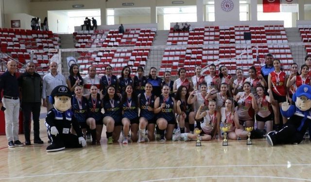 Eskişehir Emniyet Müdürlüğü'nün düzenlediği turnuva sona erdi