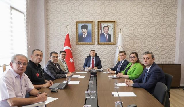 Kütahya Valiliğinde Simav depremleri masaya yatırıldı