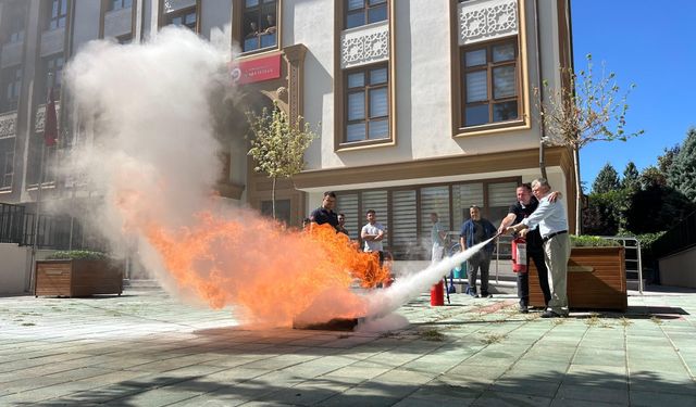 Eskişehir’de müftülük personeline afet ve yangın eğitimi