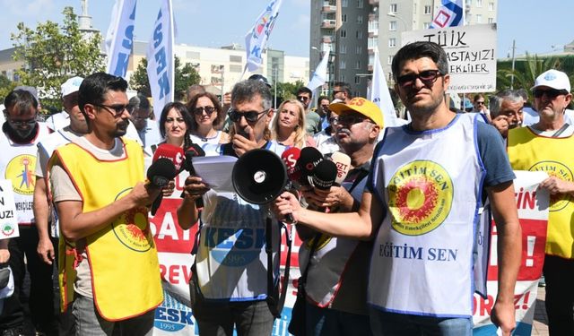 Eskişehir’de memurlar iş bıraktı, yürüyüş düzenledi