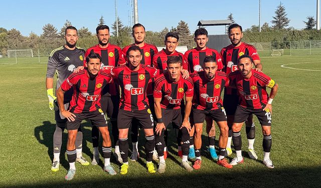 Eskişehirspor sezon öncesi son sınavında berabere kaldı