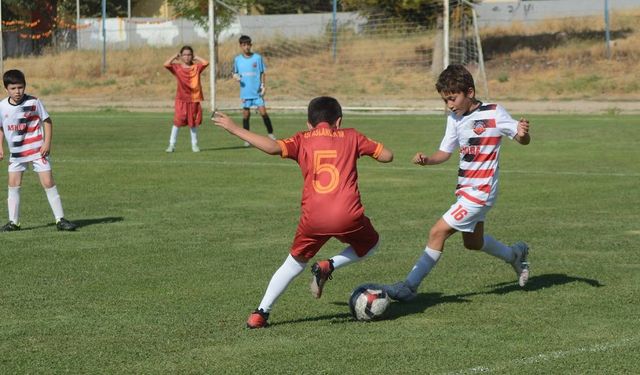 Eskişehir'de U-10 Ligi’nde yarı final heyecanı başladı
