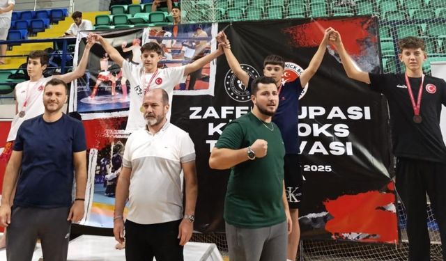 Eskişehirli Metehan Kütahya'da derece yaptı