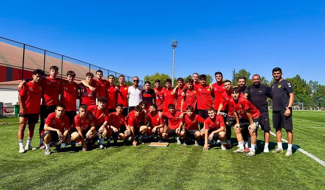 Eskişehirspor U19 lige hazırlanıyor