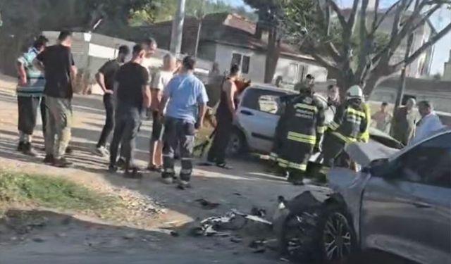 Eskişehir'de feci kaza: Dakikalarca kurtarılmayı bekledi
