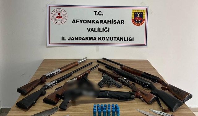 Afyonkarahisar’da düğün operasyonu: 7 kişiye gözaltı!