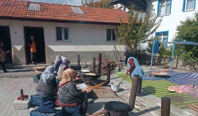 Hisarcık’ta kadınlar Gazze için seferber oldu