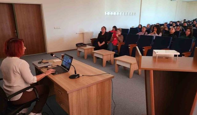 Şuhut MYO’da akademik yıl "İlk Dersim Filistin" ile başladı