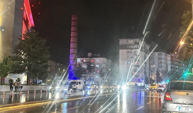 Eskişehir'de yağmur etkili oldu: Cadde ve sokaklar boş kaldı
