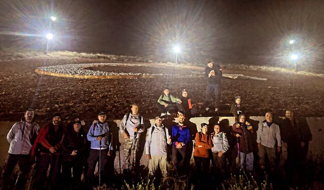 Eskişehir'de gece yürüyüşünde anlamlı an