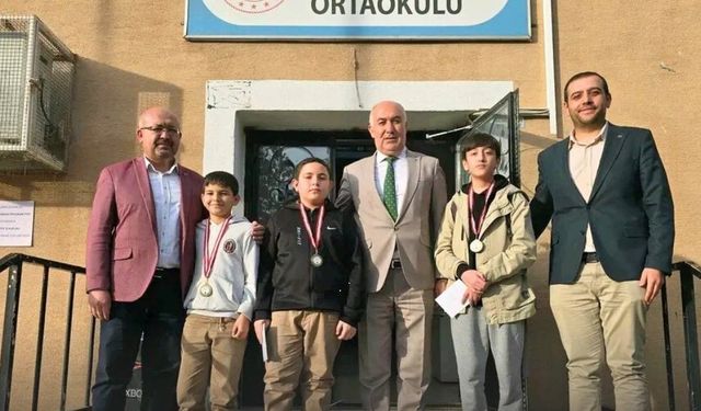 Emirdağ Atatürk Ortaokulu’nda ‘Satranç Turnuvası’ sona erdi