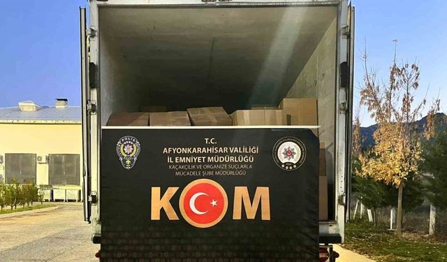 Polis yaklaşık 3 ton kaçak tütün ele geçirdi