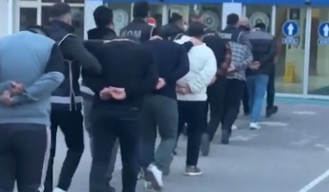 Bakan Yerlikaya açıkladı: Eskişehir dahil 45 ilde FETÖ operasyonu