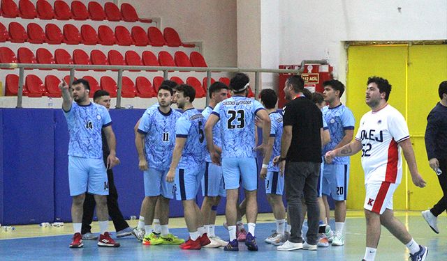 Büyükşehir’in hentbolcuları kıl payı kaybetti