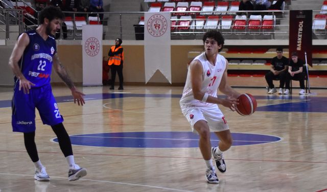 Dört periyotta da onlar üstündü