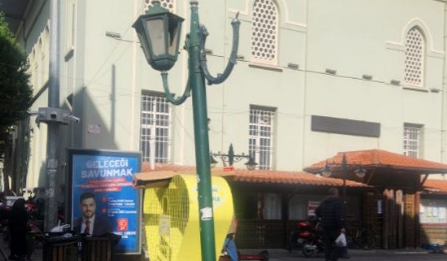 Eskişehir'deki sokak lambaları tehlike saçtı!