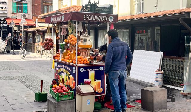 Eskişehir'de sifon limonata her mevsim ilgi sürüyor!