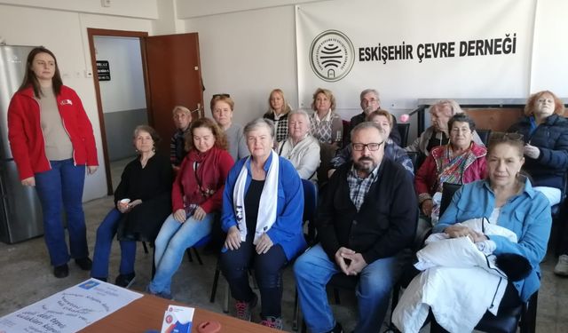 Eskişehir'de Kızılay'dan çevrecilere ilk yardım kursu