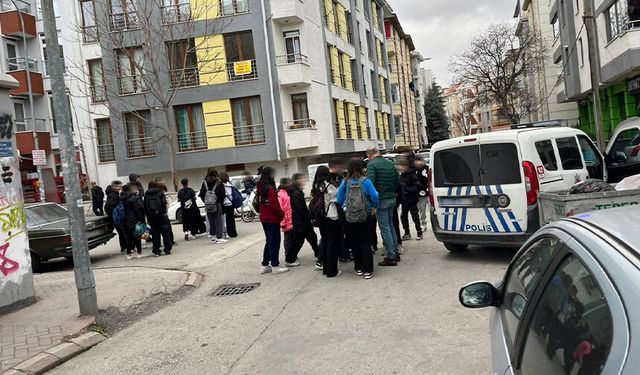 Eskişehir'de dehşete düşüren olay: 12 yaşındaki çocuk bıçaklandı