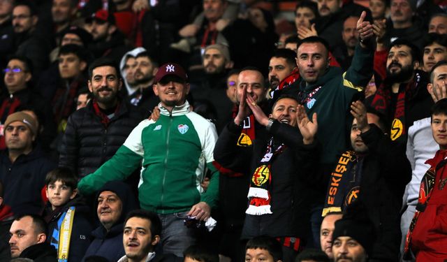 Bursaspor taraftarından Eskişehirspor’a destek