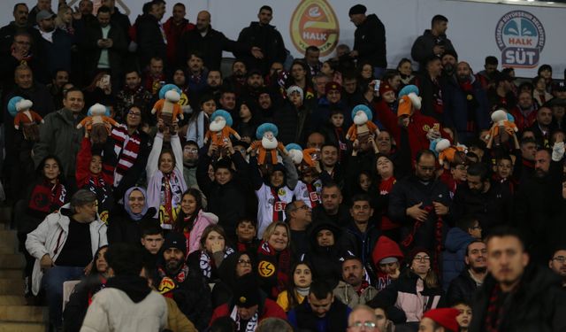 Birincilik getiren öğrenciler Es Es maçındaydı