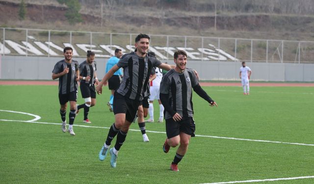 Anıl şık bir gol attı