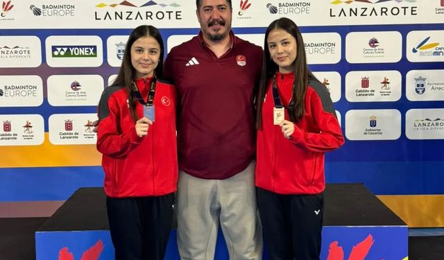 Eskişehirli badmintoncular alkış aldı