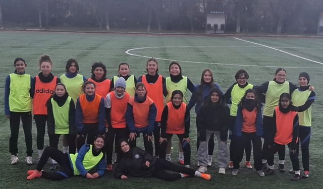 Kızlar sezona yüksek tempoda hazırlanıyor