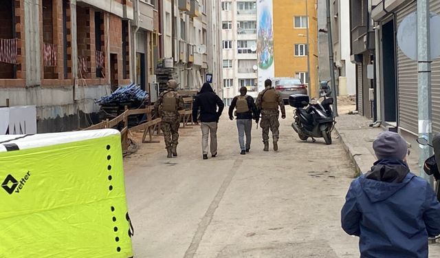 Eskişehir'de intihar girişimini film gibi seyretti!