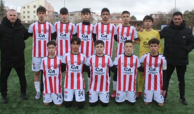 ES Şimşekler SK U15’te çalışmalar hız kesmeden sürüyor