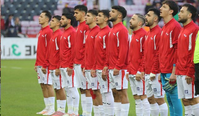 Eskişehirspor'un rakibinde kriz: Futbolcular ayrılmak istiyor!