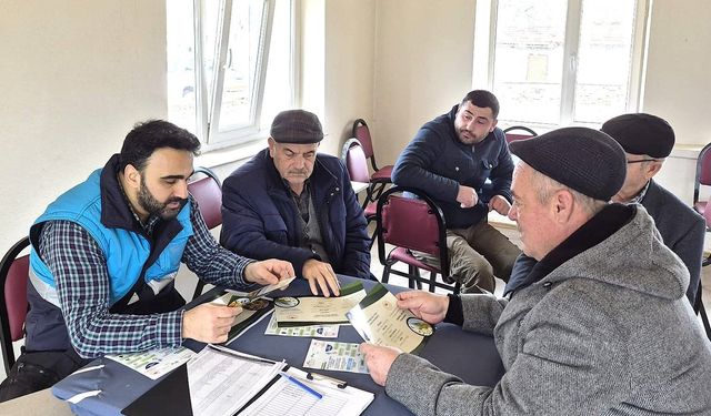 Çiftçilere yönelik bitki koruma eğitimleri sürüyor