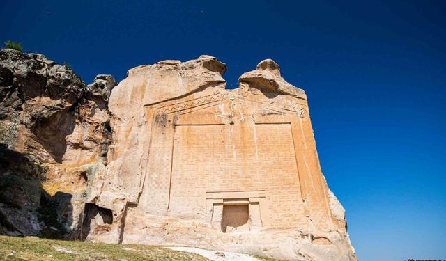 Eskişehir'de kayalardaki 3000 yıllık gizem