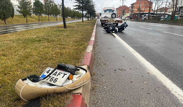 Otomobil ile motosiklet çarpıştı: 2 ağır yaralı