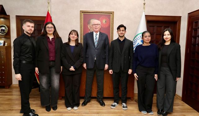 AIESEC Eskişehir’den Başkan Kurt’a ziyaret