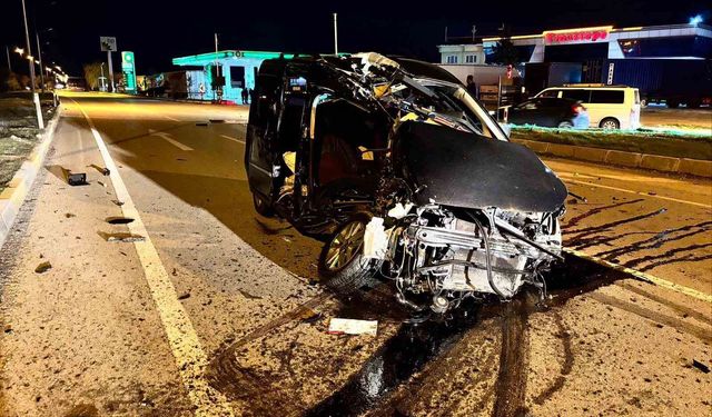 Afyonkarahisar'da trafik kazası: 1 ölü, 1 yaralı