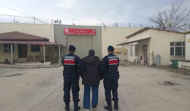 Bilecik'te resmi belgede sahtecilikten aranıyordu, yakalandı!