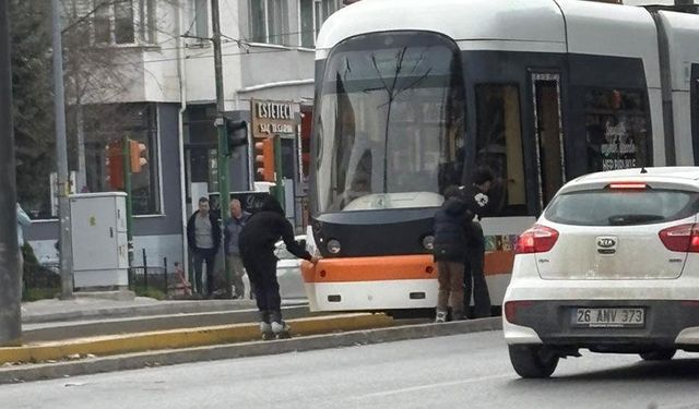 Eskişehir'de çocukların yürekleri ağızlara getiren görüntüsü