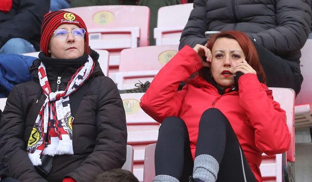 Eskişehirspor yönetiminden 8 Mart jesti