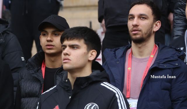 Mustafa İnan forma giyebilir