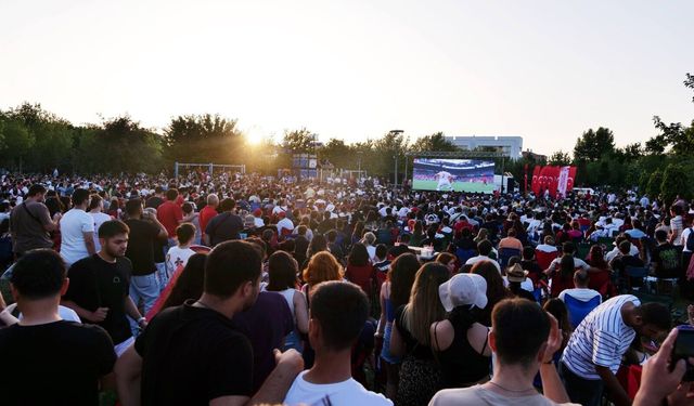 Eskişehirliler milli maçı dev ekrandan takip edecek