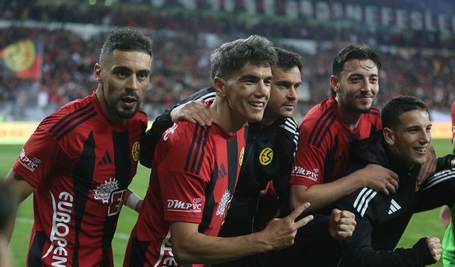 Eskişehirspor şampiyonluğa yürüyor