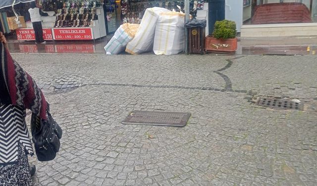 Eskişehir'de çuvallar yola bırakıldı