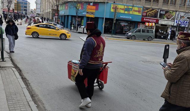 Osmanlı geleneği: Sokaklarda macun şöleni